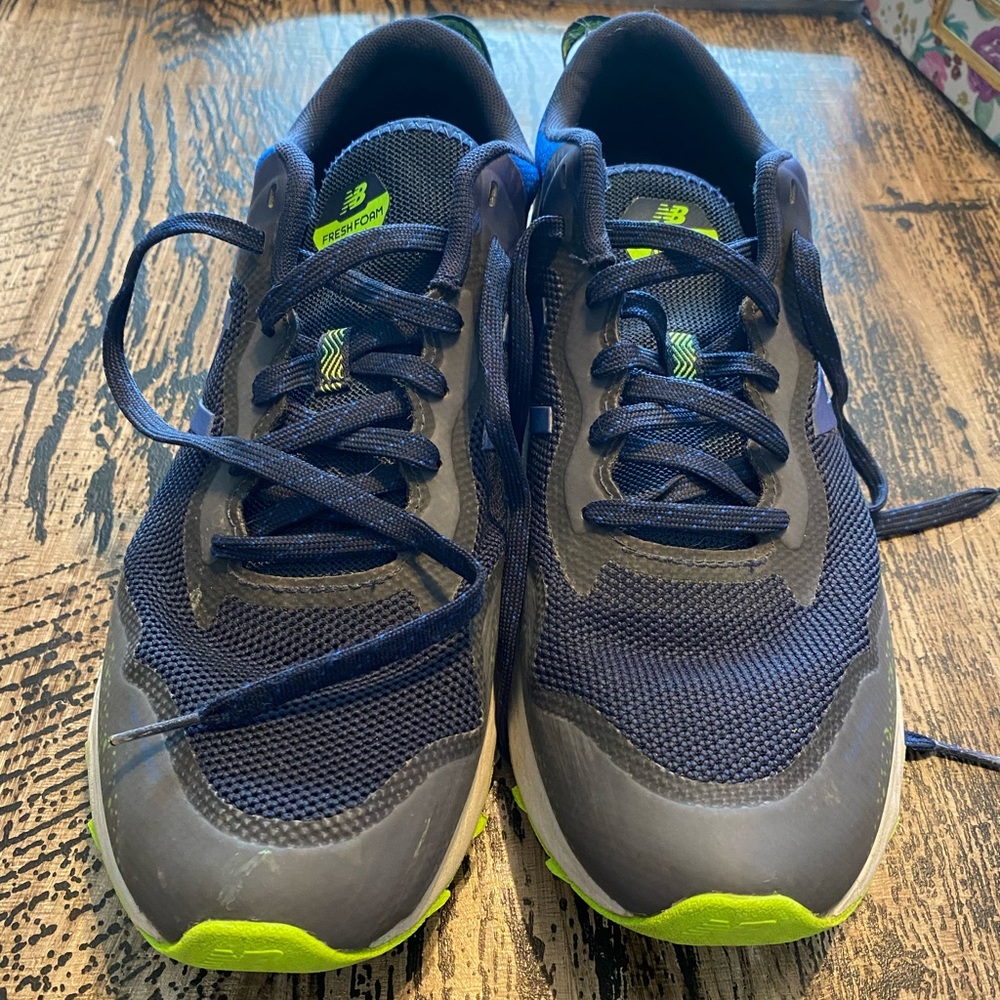 Mens New Balance Arishi sneakers